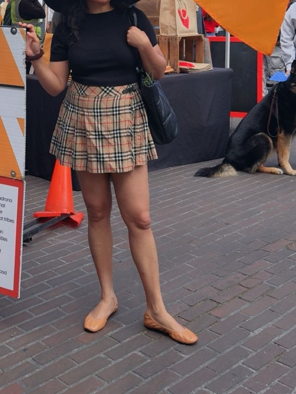 Burberry Beige Plaid Pleated Mini Skirt